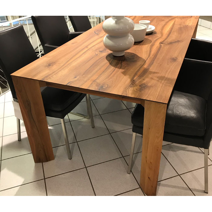 außergewöhnlicher Esszimmertisch