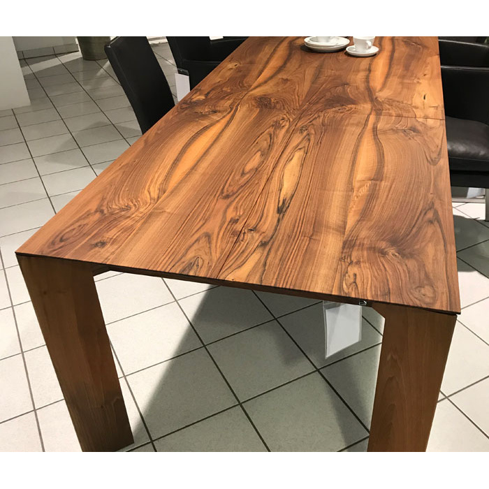 außergewöhnlicher Esszimmertisch